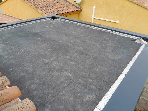 Étanchéité et isolation toit plat et couvertine à Pierrelatte