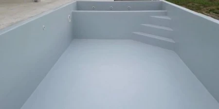 Résine piscine Bollène